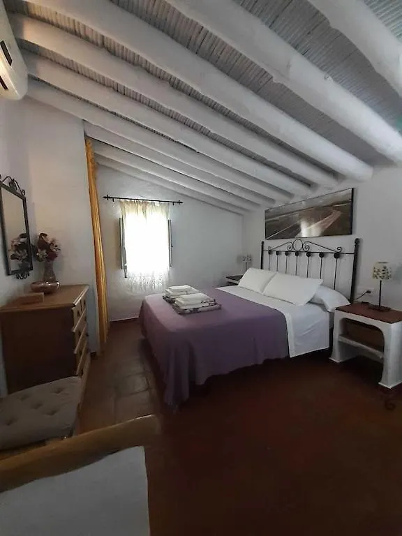 Cortijo Tipico Andaluz En La Sierra Cerca De Frigiliana De Nerja Y De Las Playas