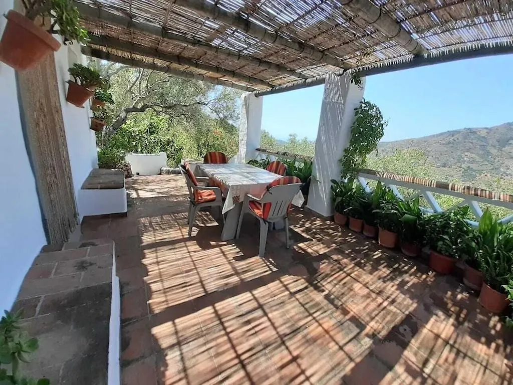 Cortijo Tipico Andaluz En La Sierra Cerca De Frigiliana De Nerja Y De Las Playas